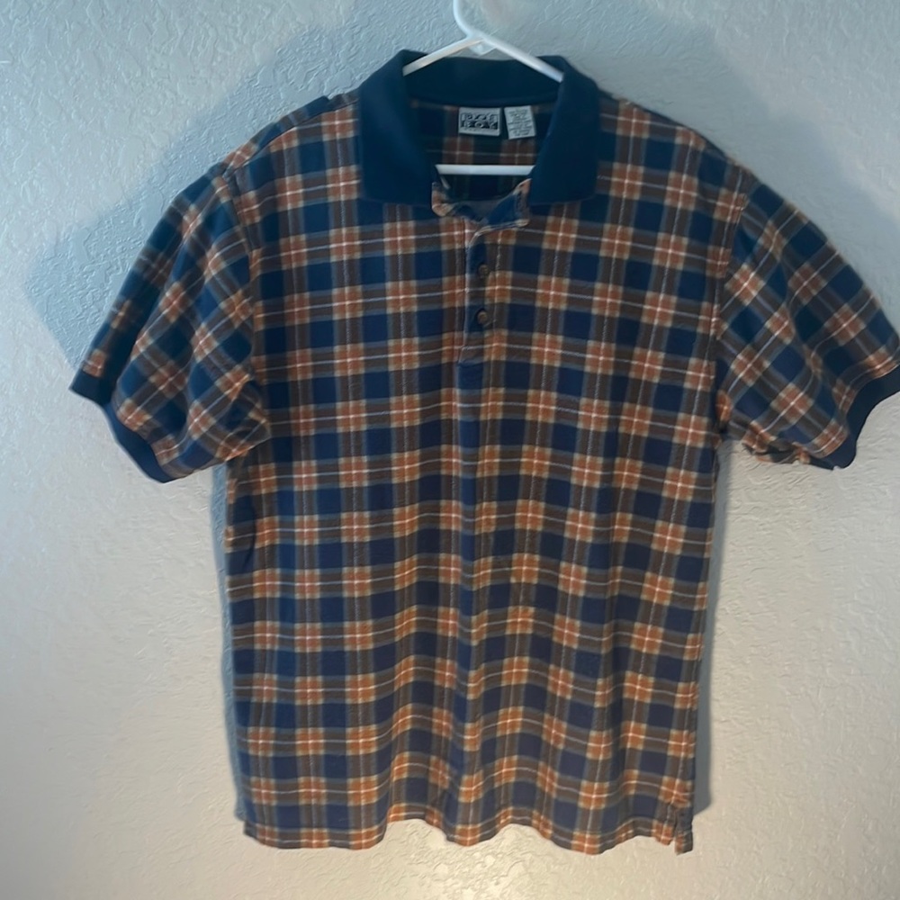 Large bugle boy plaid quarter button T-shirt.